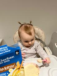 GERBER mliečna kaša pšenično-ovsená banán a mango 200 g