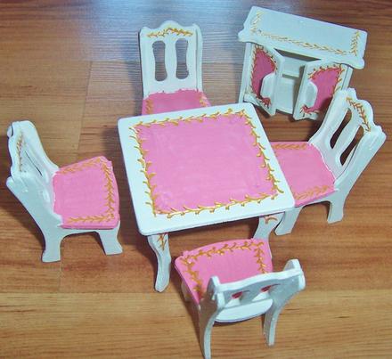 Nábytoček do domčeka pre bábiky,kuchyňa,