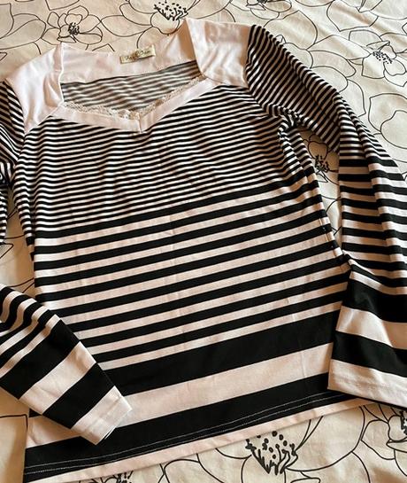 Elastický pásikový pulóvrik v. m/l, m