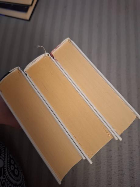 Balík kníh na predaj, 