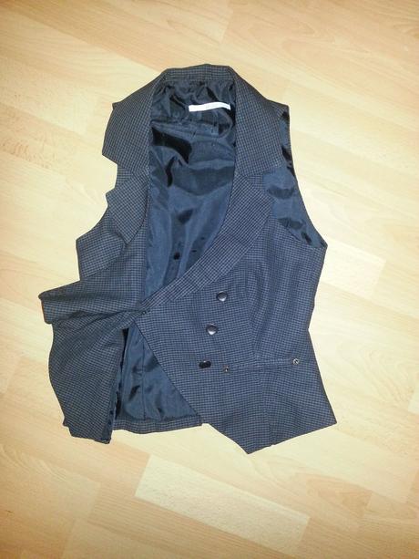 Károvaná vesta, 32