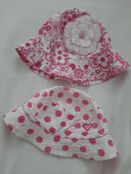 Klobučiky na leto, velkost 52 a 54, 52