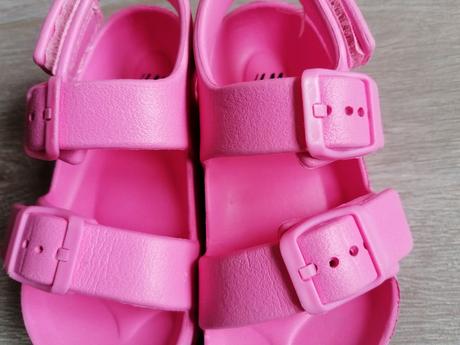 Ružové sandalky k vode, h&m,23