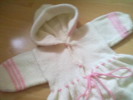 Zavinovacka pre dievcatko z upletu biela , 68