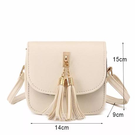 Krasna kabelka hit sezony postovne neplatis,