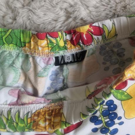 Kraťasy, tvojštvrťáky, sukne, 36