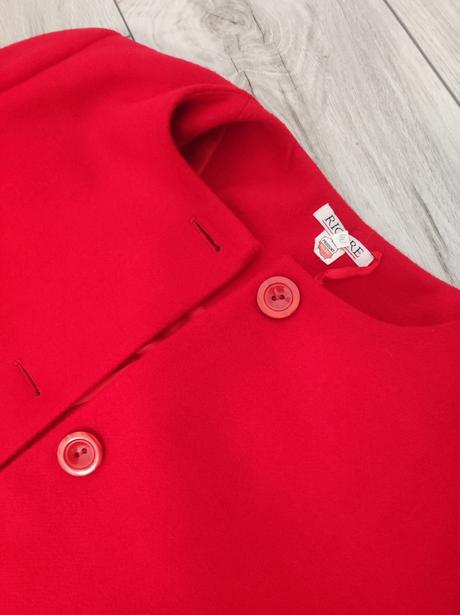 Kabátik na prechod, 38