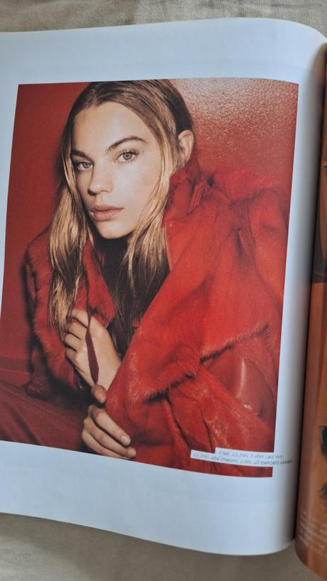 Elle uk december 2019 - katie holmes, 