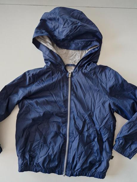 Tenká bunda, benetton,110