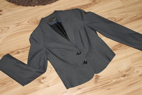 Značkové elegantné sako, clockhouse,34