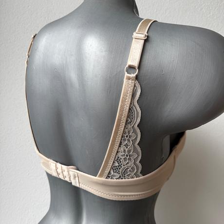 Mierne vystužená podprsenka bez kostice 76222 telo, 70b - 90c