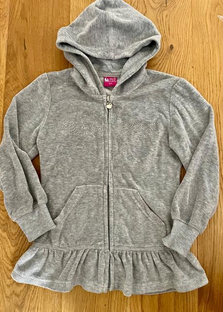 Mikina zamatova, 104