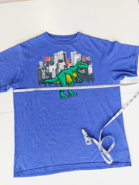 Tricko s dinosaurom 152, 152
