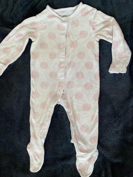 Pyžamo s nožičkami pre dievčatko, 68