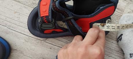 Penové sandálky, 23