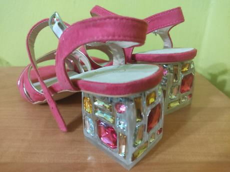 Spoločenské topánky s diamantami, 38