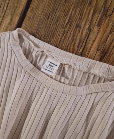 Rebrovane tricko crop, 140