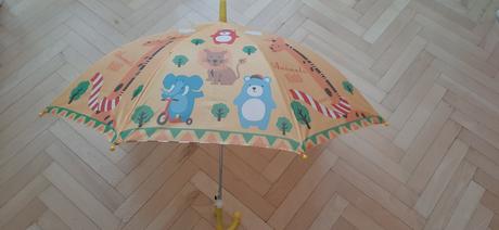 Dáždnik s píštalkou,