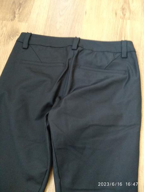 Nove elegantne nohavice, s