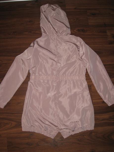Dievčenská parka na 12 rokov, 152