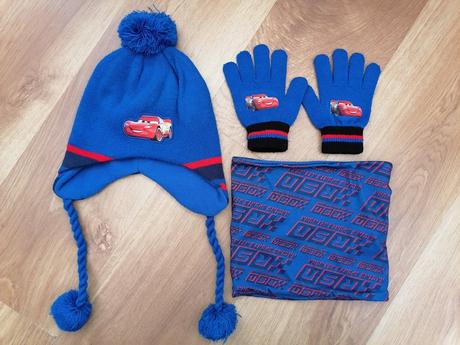 Set čiapka + nákrčník + rukavice, disney