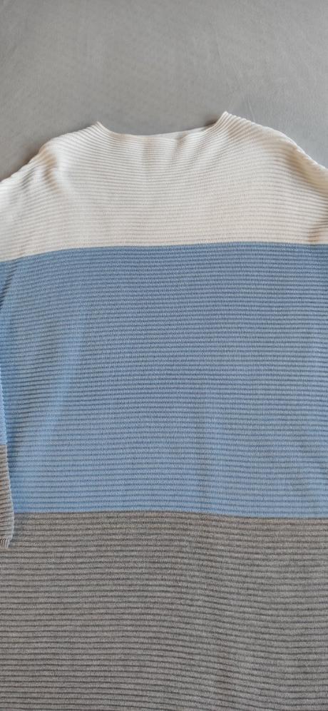 Dámsky sveter, veľ. 40/42, 40