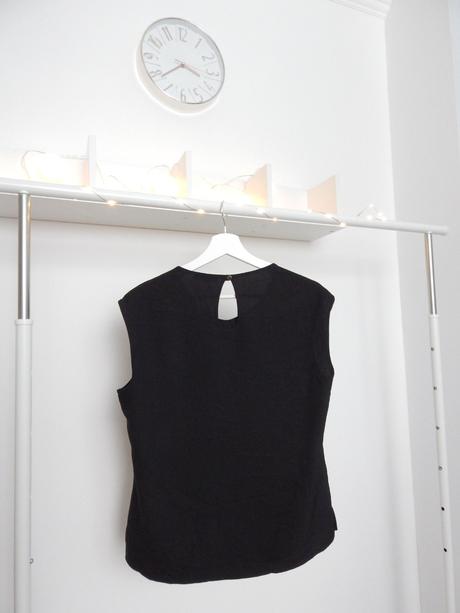 Čierna blúzka s mašľou, m