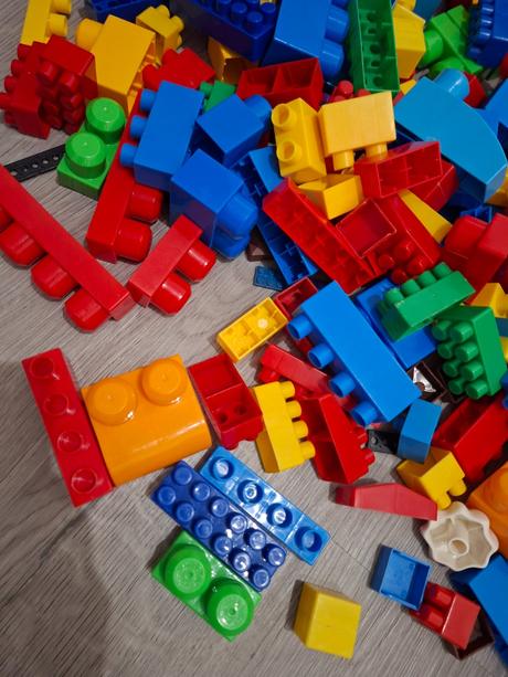 Farebné stavebné kocky, 