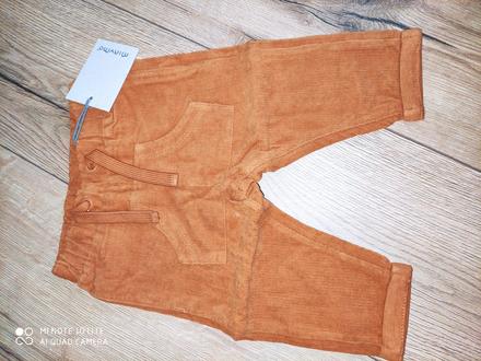 Mencestrove nohavice, 62