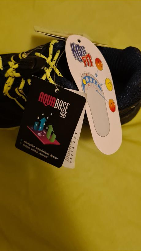 Tenisky v. 29 pro touch, 29