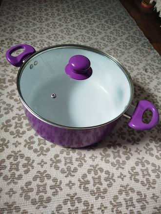 Fialovy hrniec tidal,