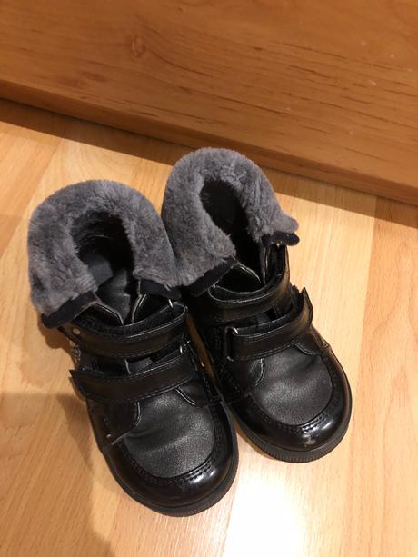 Zateplene topanky, baťa,25
