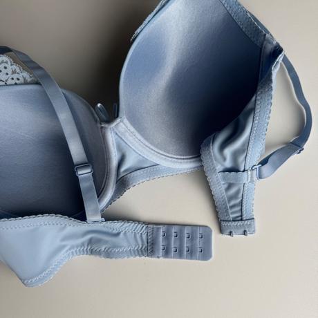 Mierne vystužená popdrsenka s kosticou 88624, 80c / 85c / 90c