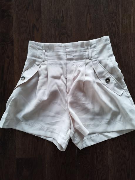 Šortky, h&m,40