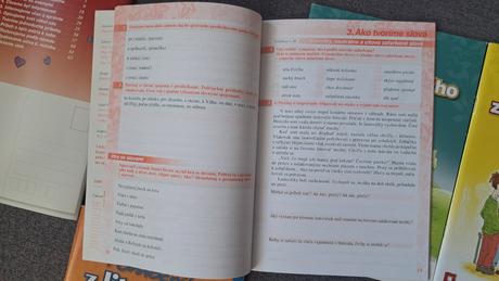 Pomocník zo sj a literatúry 2,80e/ks,