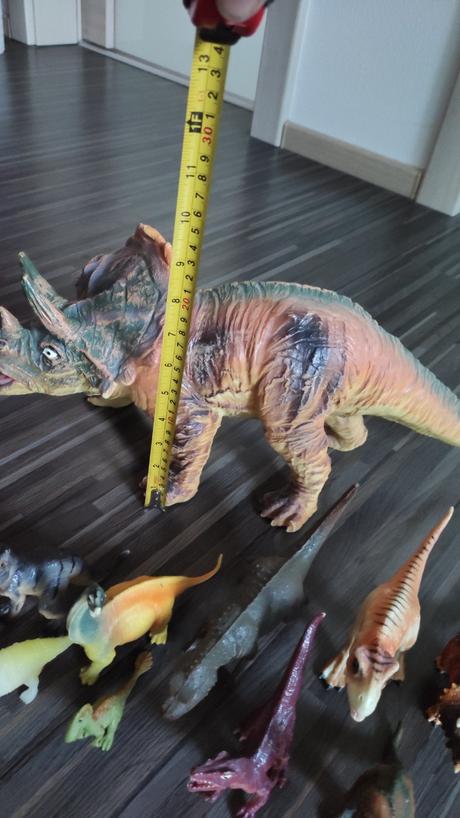 Sada dinosaurov, 