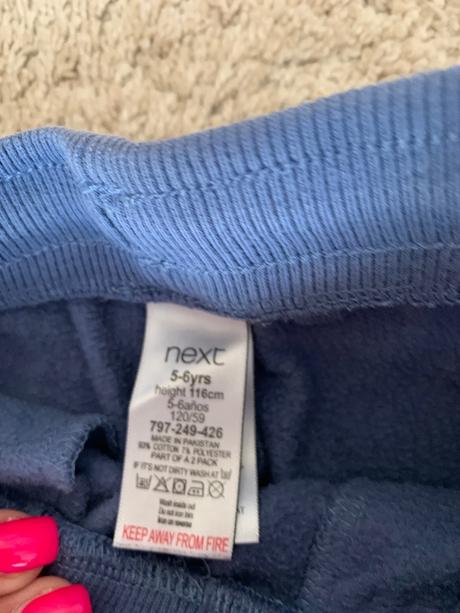 Tepláky next, next,116