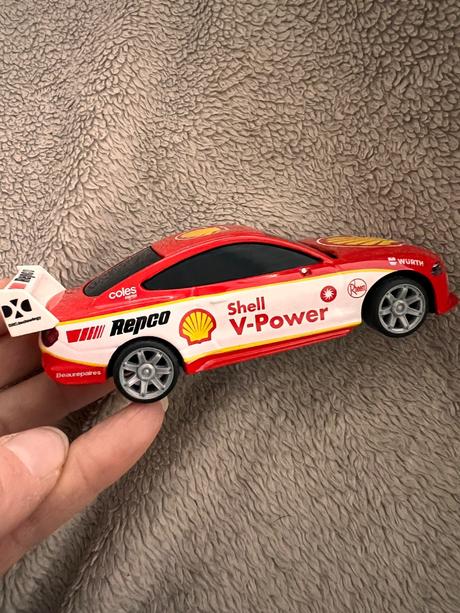 Mustang shell kovové autíčko, 