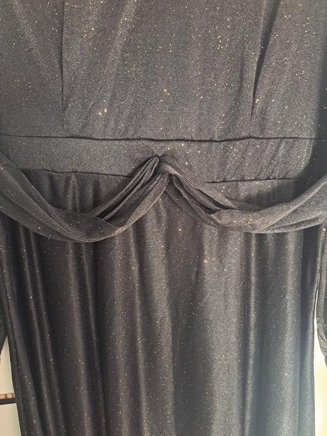 Spoločenské šaty, 48