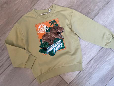 Mikina jursský park, h&m,122 / 128