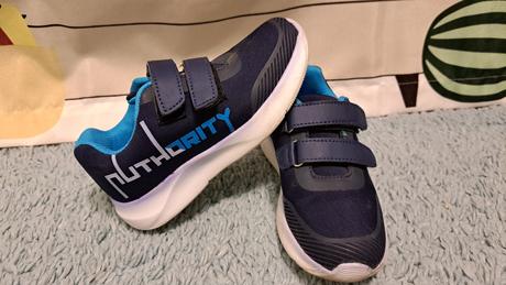 Tenisky, authority,31