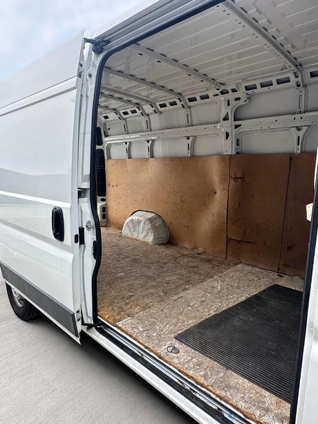 Drive up rent  prenájom vozidiel, 