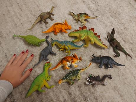 Dinosaury - cena za kus, 