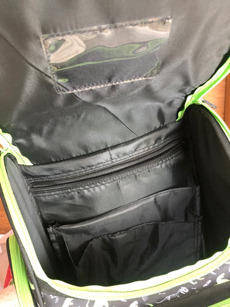 Týždeň použitá školská taška, 