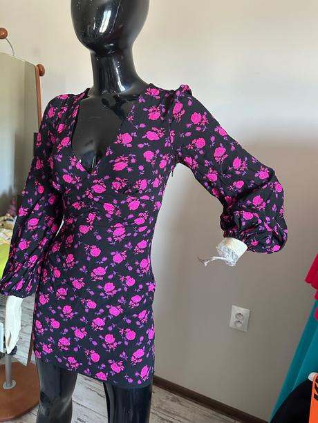 Kvetovane saty zara, zara,s