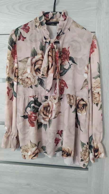 Elegantná blúzka, s