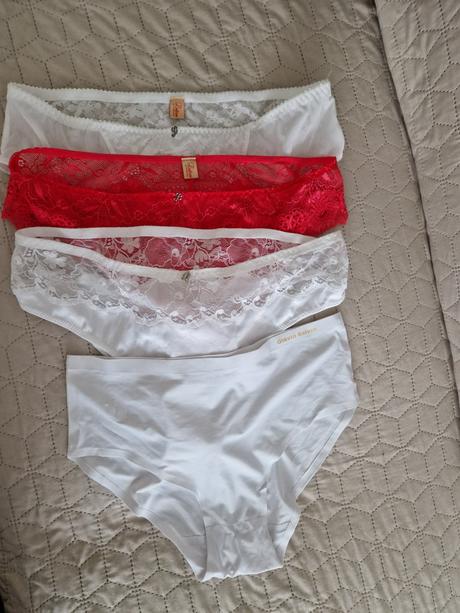 Podprsenky + nohaviičky, 90a