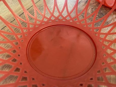 Retro plastový košík - červený,