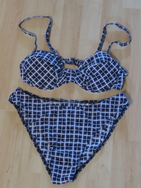 Dámske jednoduché plavky - veľ. m, m