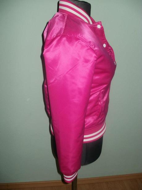 Ružová bunda, s